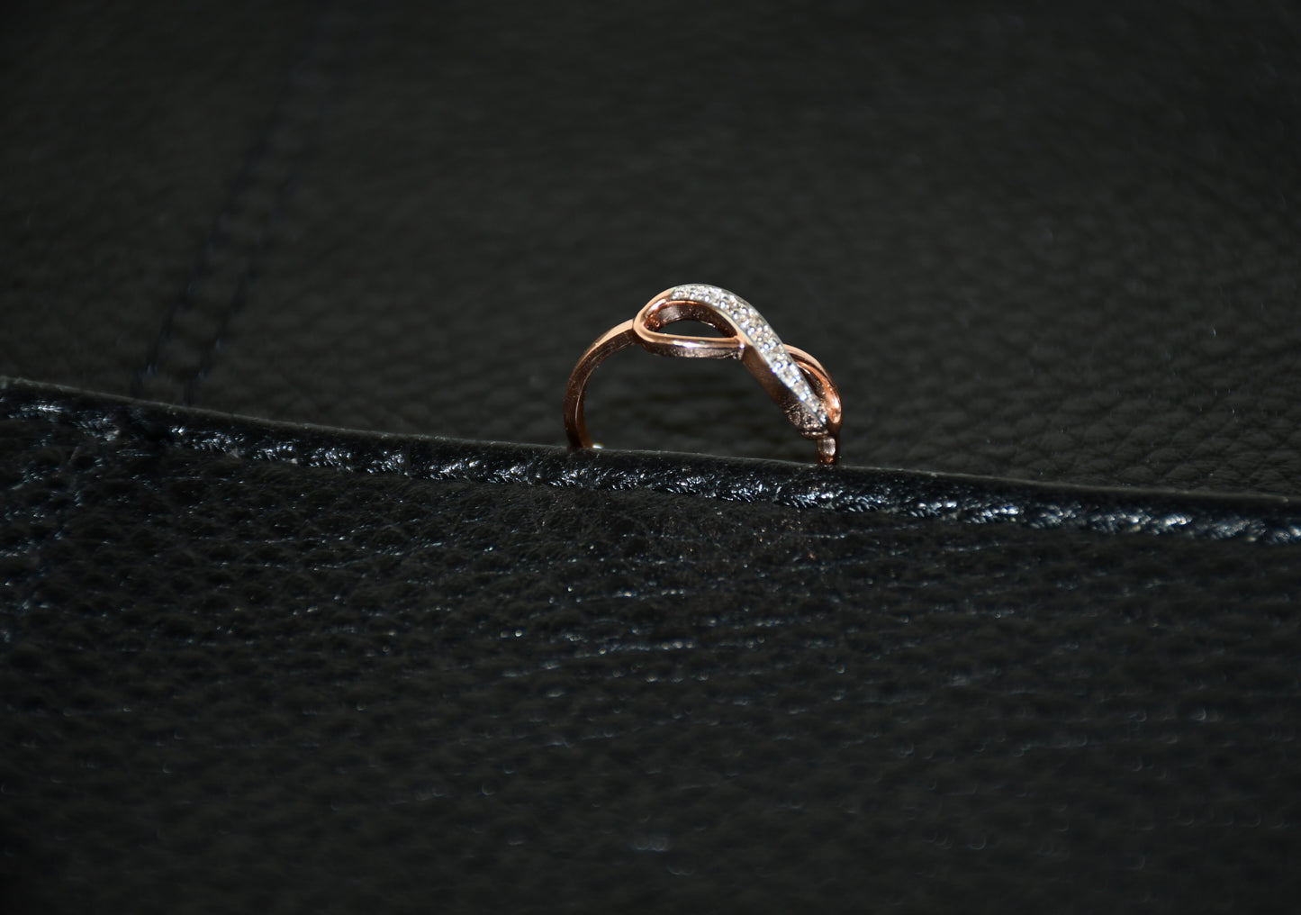 Women's Regular Wear Diamond Ring in 14Kt Gold