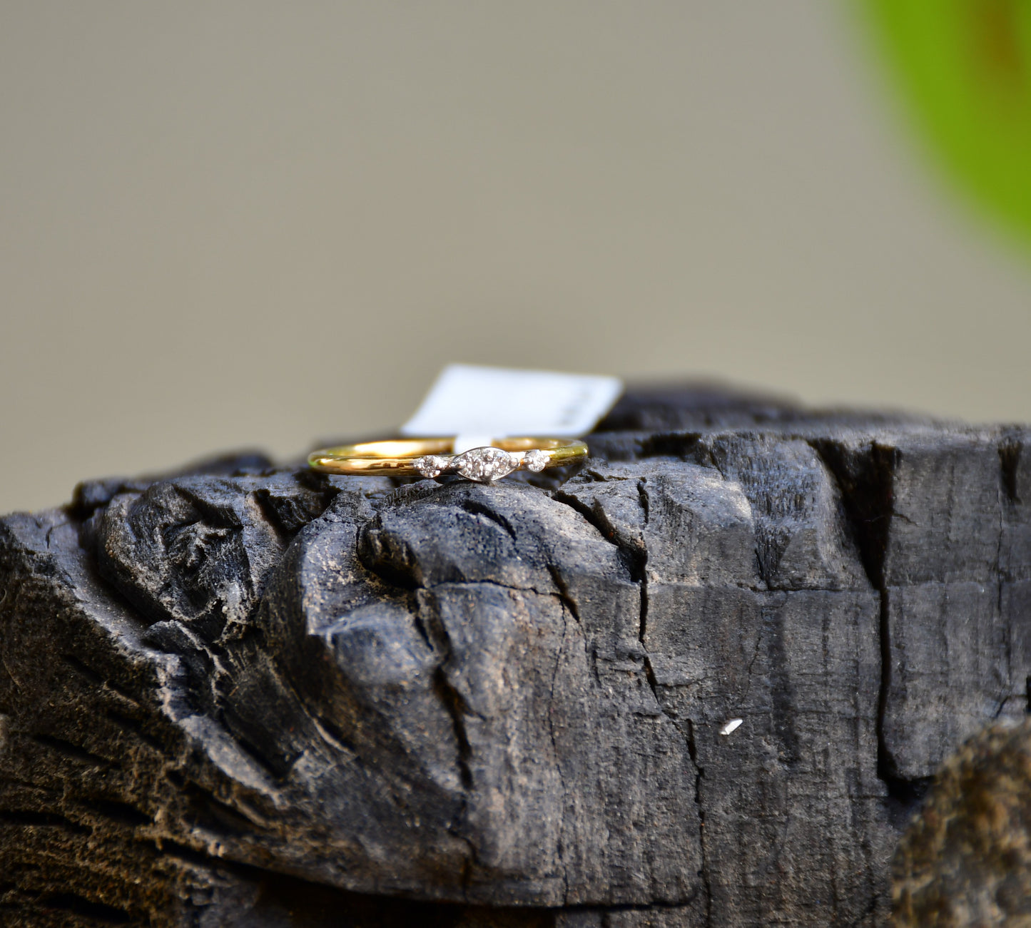 Women's 14k Gold Minimalist Diamond Ring