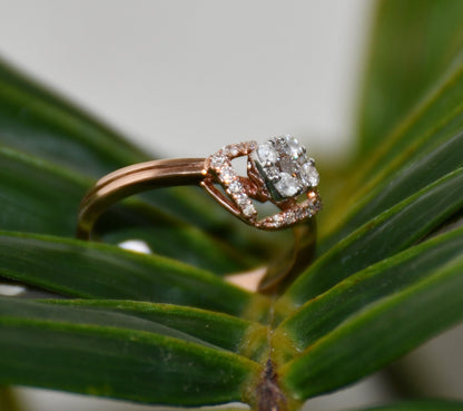 Gorgeous 14Kt Gold Diamond Ring for Women