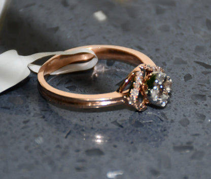 Gorgeous 14Kt Gold Diamond Ring for Women