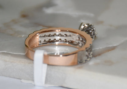 Women's 14Kt Gold Natural Diamond Ring for Everyday Wear