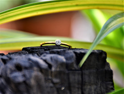 Simple Natural Diamond Ring Band in 14Kt Gold for Women