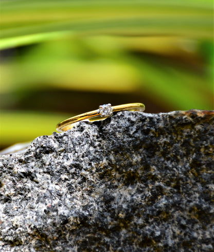 Natural 14kt Gold Women's Diamond Ring – Simple Daily Band