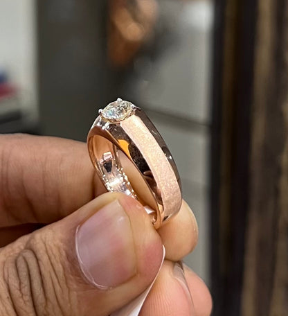 Luxurious Solitaire Diamond Gold Ring for Men