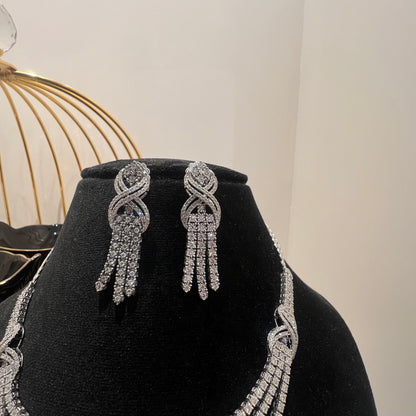 Gold Diamond Necklace & Earrings Set for Bridal Perfection