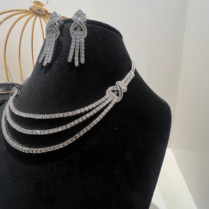Gold Diamond Necklace & Earrings Set for Bridal Perfection